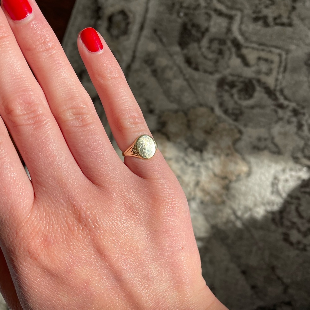14k Gold Signet Pinky Ring